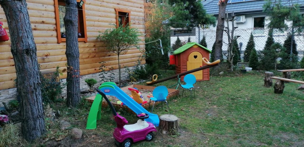Domek Sloneczny Caloroczny 800M Od Parku Wodnego Suntago Ranczo Gold Mania Krzyzowka  Exteriör bild